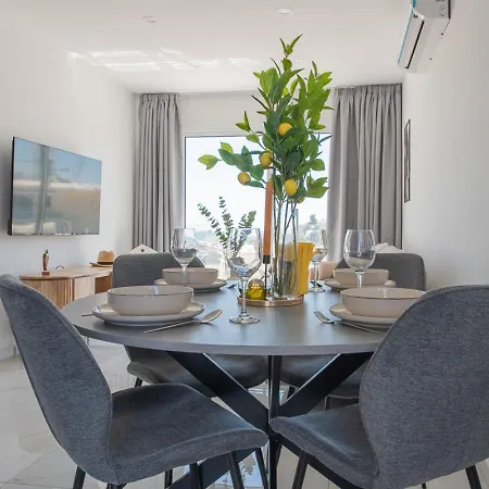 Lejlighed Telmar Sea View - 5 Min Walk From The *