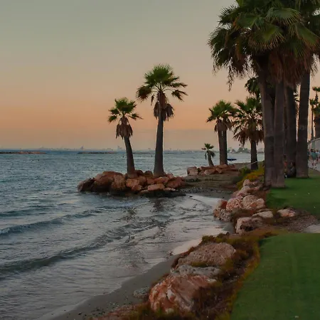 Telmar Sea View - 5 Min Walk From The דירה *
