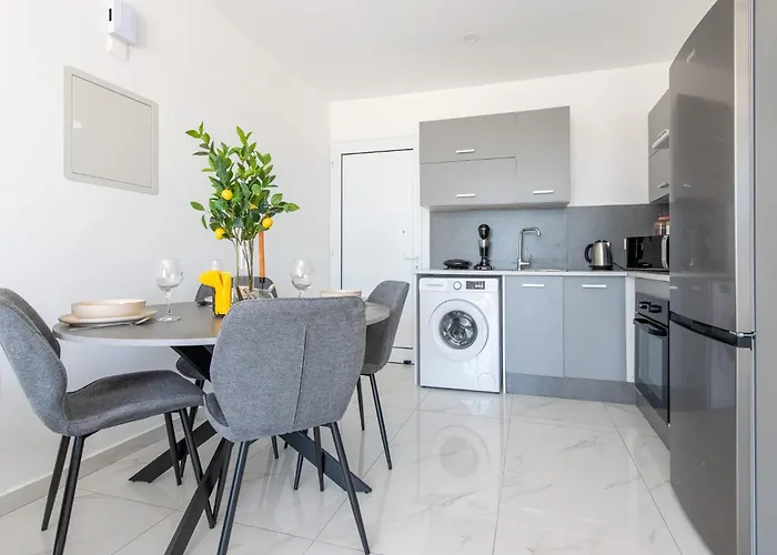 Telmar Sea View - 5 Min Walk From The * Voroklini