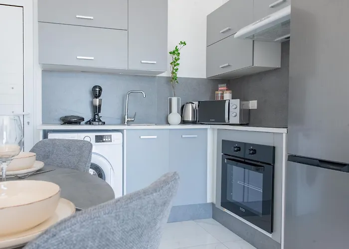 Telmar Sea View - 5 Min Walk From The * Voroklini